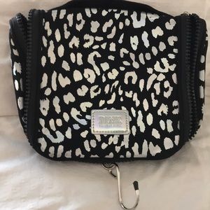 Pink travel case hologram pink logo